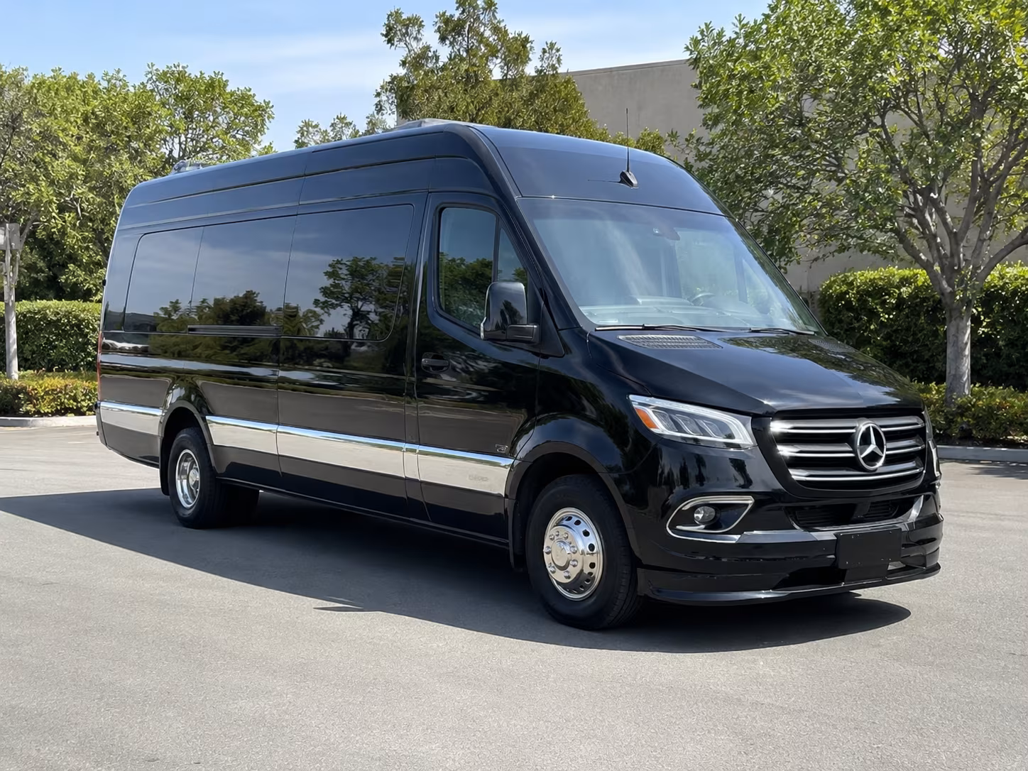 find the perfect transportation for your next wedding 3