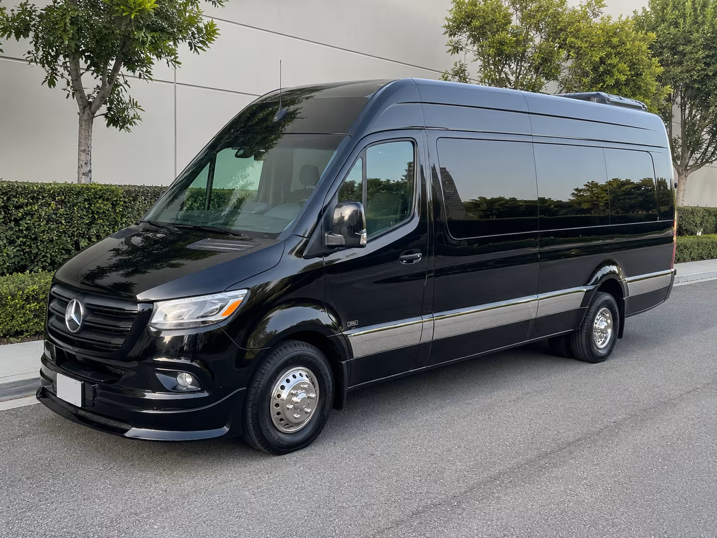 waco 8 passenger sprinter van